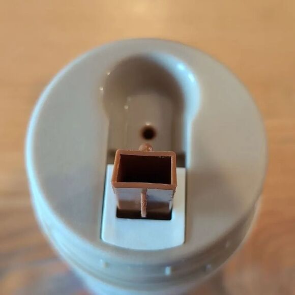 Vintage Mickey and Minnie Mouse Pink Children's Travel Mug, Aladdin Industries - Picture 13 of 16